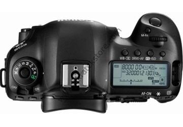 EOS 5D Mark IV 24-105mm f/4L IS II USM Lens